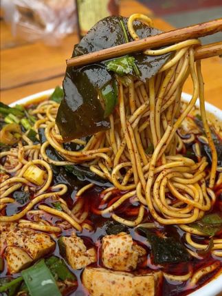 看看多少人的IP不在湖北#地方特色美食 #湖北dou知道 #这一碗好过瘾 #太好吃了