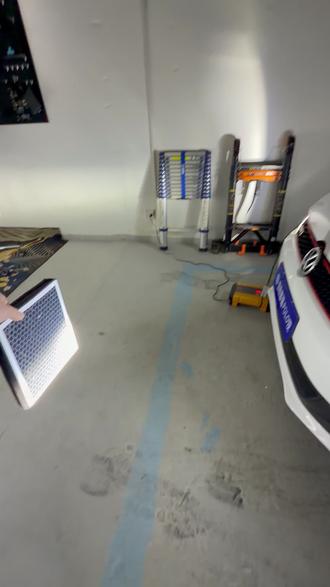 原车的卤素黄灯夜间亮度不足,更换LED灯泡的注意事项 总结,灯泡的适配很重要,安装调试很关键。这样就无需担心散光问题#LED大灯 #车灯升级 #汽车大灯 #与大众的日常 #大众POLO