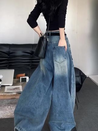 很柔软面料很好,一条定调性的牛仔裤#牛仔裤穿搭 #高腰牛仔裤 #小众穿搭 #设计师款