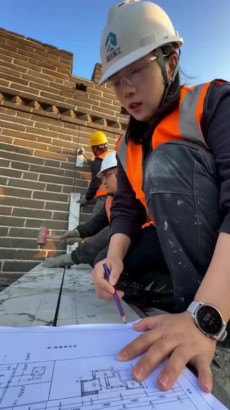 等完成贴长城这个项目,我就可以躺平3年了#即梦AI#AI让我实现梦想#给长城贴瓷砖