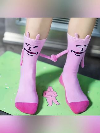 好抽象的袜子#玩个很新的东西 #袜子#粉红兔子