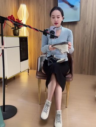 2025新款秋冬女鞋马丁靴真皮软底小白鞋百搭棉鞋加绒 #无限回购的宝藏单品  #暖fufu冬日ootd #冬日穿搭测评  #暖系流光  #在抖音入手的好东西