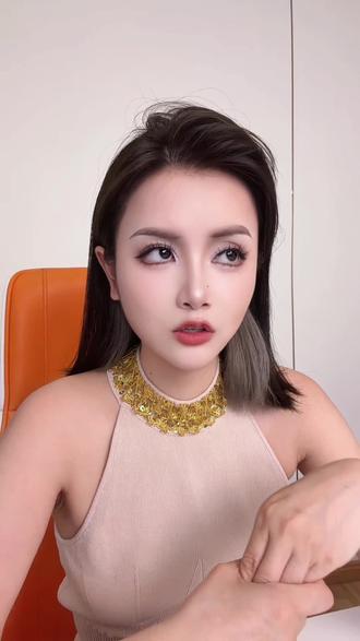 “碳水脸”就是病态审美 烟火气才是活人最美的样子,拒绝被网红新词定义人生。#碳水脸 #主食吃多会变碳水脸系谣言 #女性智慧 #医美 #审美