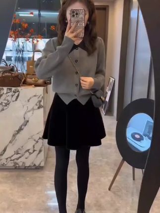 秋冬韩版气质小香风针织开衫修身显瘦毛衣外套百搭加厚丝绒半身裙