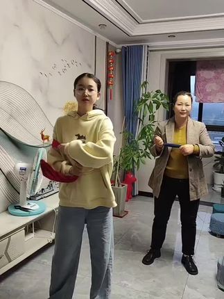 甩袋按摩拍打袋健康拍背神器经络拍舒适山楂核