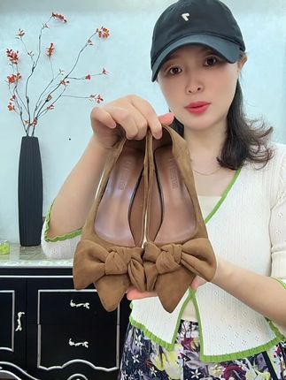 #入秋单鞋天花板 #跟着博主学穿搭 #秋日舒适好物 #秋日多巴胺穿搭