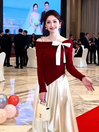 #敬酒服 #新娘礼服 #通勤穿搭万能配色公式#轻松拿捏酷飒感的拽姐穿搭 #秋冬韩系氛围感穿搭公式