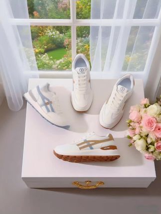 挖到宝!这双鞋好绝✨ 啄木鸟2024春款厚底运动鞋👟 小众设计不撞款,奶fufu小白鞋谁不爱~ 厚底悄悄增高,视觉拉长腿部线条🦵 休闲运动风,搭裙子、裤子都适配,日常出街刚需! 春天穿它踏青、逛街,舒服又好看 别犹豫,戳链接🔗 带走你的春日宝藏鞋! #好鞋推荐 #爆款热卖中 #好物推荐🔥 #穿出自己的风格 #软底软面穿上超舒服