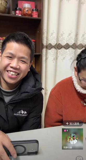 归途和六哥六嫂温馨聊天
兄弟情深
马上荒野众多兄弟又要张家界七星山相聚了好期待#新年就要红 #张家界 #七星山滑雪场 #荒野归途 #荒野求生 @荒野归途 @归途-董胜 @张老六