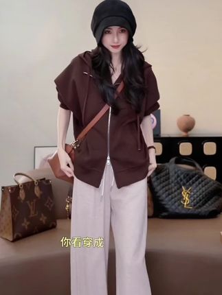 乖逃D休闲时尚杏色长裤白色双口袋休闲阔腿直筒裤M8152#高级感穿搭 #简约大气 #时尚休闲穿搭 #直筒裤女 #南油高端女装