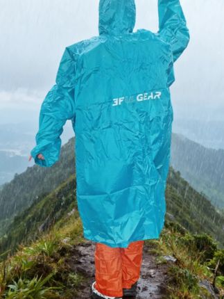 专业户外雨衣#户外必备 #徒步装备 #户外装备 #雨衣 #户外爬山徒步