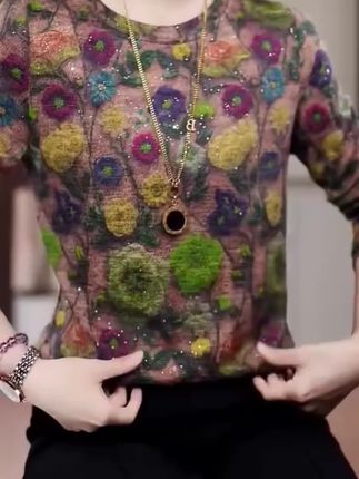 #洋气小衫 #秋季日常实用穿搭思路分享 #把日常衣服穿出新花样 #秋冬穿搭新鲜感在线 #平价衣服也能穿出贵气感