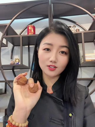 一对核桃在手,烦恼统统带走,来呀🤞我们一起盘#文玩核桃 #文玩爱好者 #盘核桃