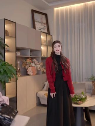 我明媚也自由#显瘦穿搭 #高级感穿搭 #气质穿搭