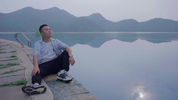 不出京的轻奢度假!碧波岛实现小瑞士浪漫夏日自由!#初夏玩水季 #京郊宝藏露营地 #无边际泳池 #金海湖碧波岛 #北京游玩攻略