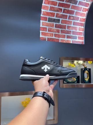 #潮鞋推荐好看不贵 #时尚潮流休闲百搭 #男装搭配分享 #哎哟喂你鞋真好看