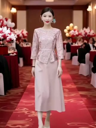 喜妈妈婚宴礼服2025新款年轻气质婆婆婚礼服丈母娘高端轻奢高级感#喜妈妈婚宴礼服#丈母娘礼服#喜婆婆礼服@DOU+小助手