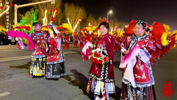 南关村代表队表演《舞龙舞狮》及秧歌《闹新春》规模宏大壮观今年能排第几名👍 #闹元宵大秧歌扭起来 #2026阳原元宵社火 #阳原 #阳原小百度胡小胡