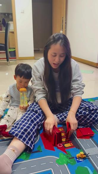 拆红包🧧啦,一镜到底广东一家三口👨👩👦能收到多少红包#一镜到底#广东红包 #新年红包