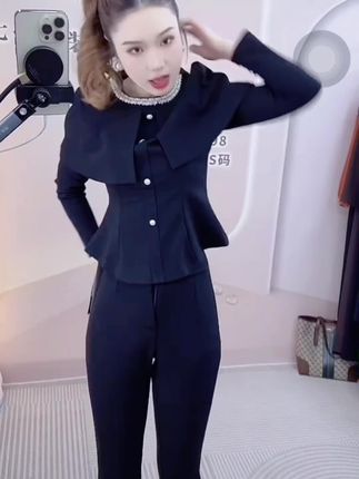 #气质女装 #女装搭配 #时尚女装 #时尚女装穿搭 #女装搭配分享