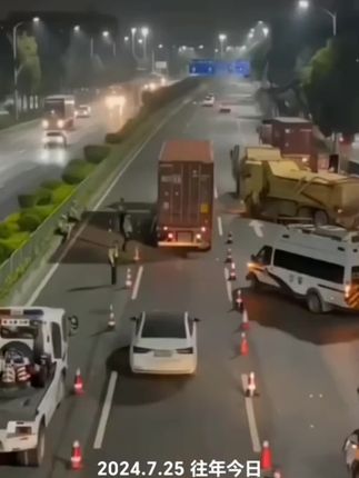 爱喝酒的朋友车上一定要备上这个高精度#酒精检测仪,以防隔夜酒被查,不管是少量饮酒还是隔夜酒,有酒没酒一测便知#安全第一 #拒绝酒驾 #酒精测试仪