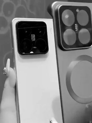 📱【裸机手感爱好者必看】裸机体验,无拘无束!小米15pro无边框磁吸壳,让你的手机拥有高级感,同时不减裸机手感,强烈种草推荐!#手机配件 #裸机手感 #小米15pro #3C好物推荐@我有好多松果吖