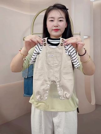 秋款韩系宝宝背带套装,当然要跟上潮流吖 #宝宝韩系穿搭#高品质穿搭  #宝宝套装 #萌娃穿搭 #人类幼崽穿搭