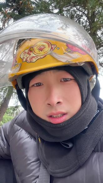 年轻人,赶紧去学习一门技术,等你到了我这年纪,你会后悔的#vlog十亿流量扶持计划 #外卖小哥 #共鸣 #正能量