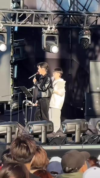 “你态度好一点!”
执法中...#郑润泽
#音乐节 @郑润泽