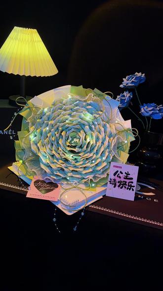 今天是送给闺蜜的山茶花呀#山茶花 #送给闺蜜的礼物 #送给女朋友的礼物 #礼物