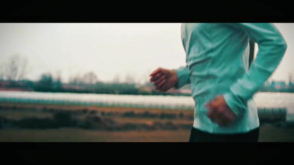 #上热门 我不信天花板 我只信练#大正
@大正爱跑步 跑步 #李宁宣传片 #抖音创作者激励计划