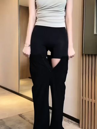 #休闲减龄穿搭 #显高显瘦 #穿出大长腿 #藏肉显瘦穿搭 #百搭微喇裤