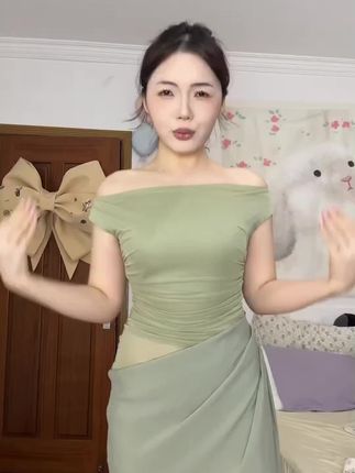 #显高显瘦 #夏季穿搭 #今日穿搭 #夏天该有的样子 #优雅气质