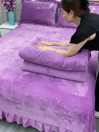 #牛奶绒四件套 #加厚保暖四件套 #加绒四件套 #婚庆结婚四件套 #床上用品四件套 @抖音小助手 @巨量千川