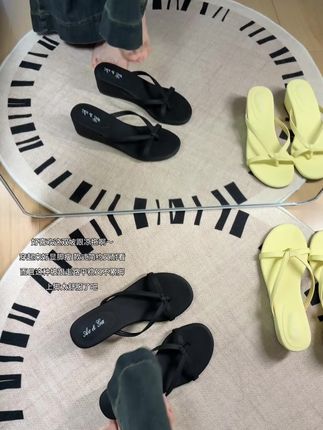 #夏季凉鞋 #脚宽脚胖都可以 #凉拖鞋 #百搭女鞋