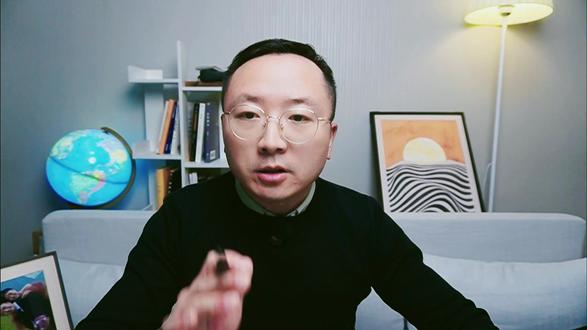 2025年前11个月我国外贸顺差突破1万亿美元 12月8日,海关总署发布的数据显示,2025年前11个月,我国贸易顺差达到1.08万亿美元,这是人类历史上首次实现万亿美元贸易顺差,这一成就超越了美国、德国、日本在其贸易巅峰时期的表现。值得关注的是,在长期面临美国对华关税制裁、贸易围堵的背景下,尤其是2025年1月特朗普政府上台后加码外贸遏制措施的情况下,中国外贸规模非但未出现萎缩,反而实现逆势增长并创下历史新高。
#贸易战