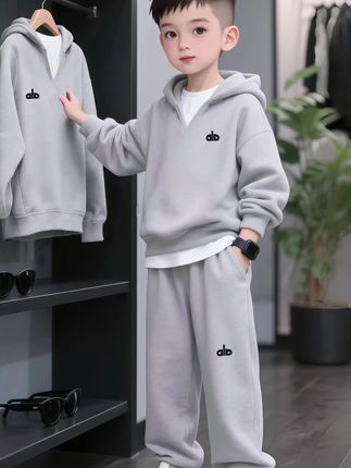#初秋一周不重样穿搭 #男孩子也要有衣品 #早秋穿搭公式来了 #秋季穿搭如何摆脱土气感 #男生秋日有效穿搭 @抖加🔥上热门🔥dou+🔥热点宝
