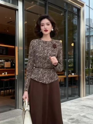 #适合约会的仪式感连衣裙推荐 #优雅小个子 #美美哒服装 #显瘦百搭长袖 #高级感毛衣外套