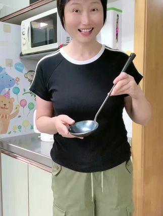 这个铁勺也太好用啦#厨房好物 #蛋饺专用勺子做蛋饺 #铁勺