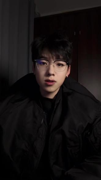 祝大家情人节快乐
PS: 除了去网吧抢我机子的情侣#恋爱技巧 #情人节 #三角洲行动