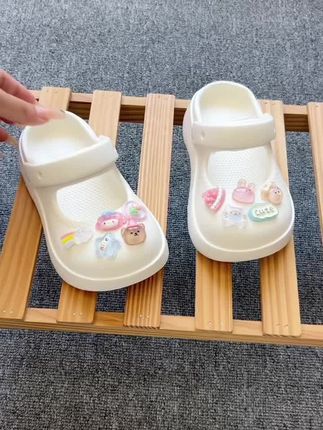 #洞洞鞋 女孩子喜欢的公主鞋#轻便舒适 #谁穿谁可爱 #防滑耐磨 #夏季必备
