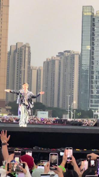 沅:冬至你们吃什么呀?卓沅!沅:爱吃卓沅的在哪里?在这里啊啊啊啊啊~#冬至 #音乐节 #卓沅 @卓沅