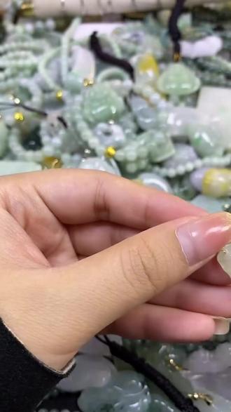 超多好物,快来直播间看看