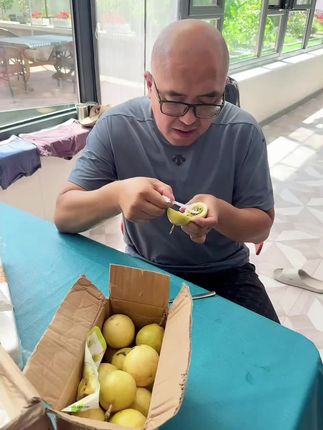 嘎嘎好吃钦蜜九号百香果,又甜又暴汁,好吃还不贵#百香果