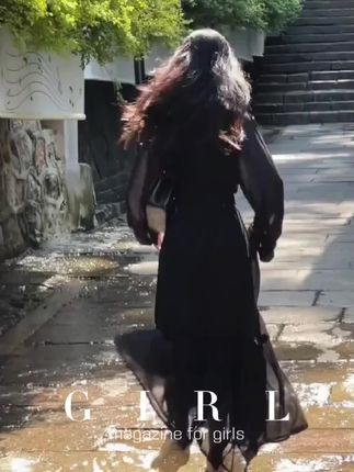 #我要上热门 #高级感穿搭 #小黑裙 #显瘦连衣裙 #优雅气质