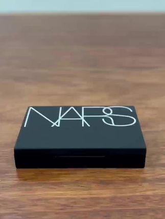 告别卡粉!这款粉扑让底妆服帖一整天 Nars大白饼专用粉扑