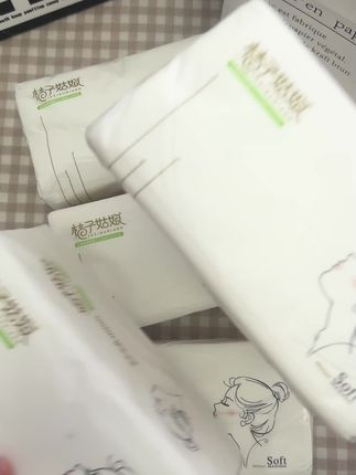 柔软如云,触感细腻,生活的温柔藏在这一张纸里。🌿 每一次擦拭,都是对肌肤的呵护。#好物推荐🔥 #生活小确幸