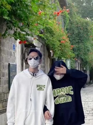 情侣装卫衣春秋季高级感oversize早秋穿搭套装2024新款连帽外套装#情侣装 #情侣穿搭 #卫衣穿搭 #早秋新款 #卫衣