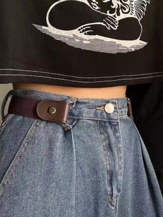 这款隐形无痕腰带,弹力十足,男女学生都能穿。韩版设计百搭各种裤子,腰头收紧不勒肉,告别裤腰松垮烦恼,轻松搞定舒适又有型的穿搭。#无痕腰带#腰带#简单洋气#好看舒适#好物推荐@巨量千川