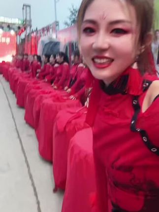 两个差点打起来…..#创作灵感 #生活百般滋味你要笑着面对 #爱笑的人运气不会差